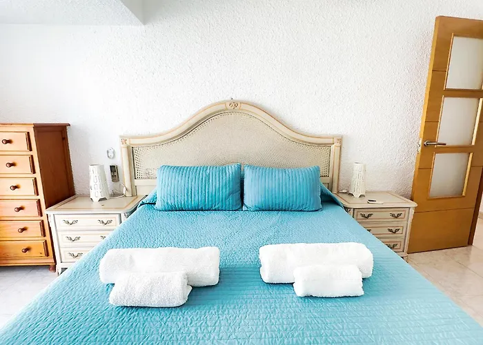 Skol 439 Spacious And Refurbished With Sea Views * Marbella