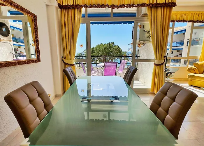 아파트 Skol 439 Spacious And Refurbished With Sea Views 마르베야