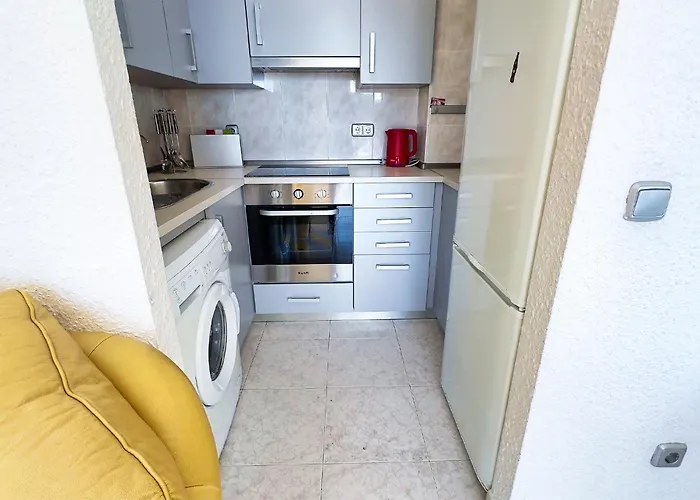 Skol 439 Spacious And Refurbished With Sea Views Apartament