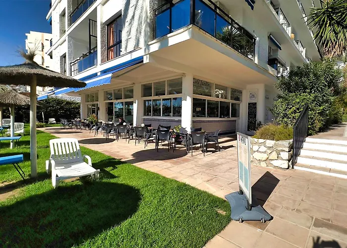 아파트 Skol 439 Spacious And Refurbished With Sea Views 마르베야