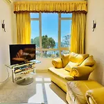 Skol 439 Spacious And Refurbished With Sea Views