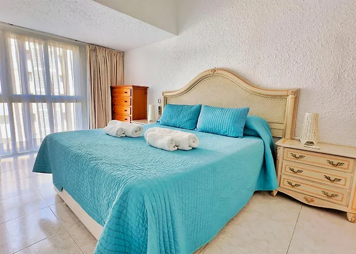 Skol 439 Spacious And Refurbished With Sea Views * Марбелья