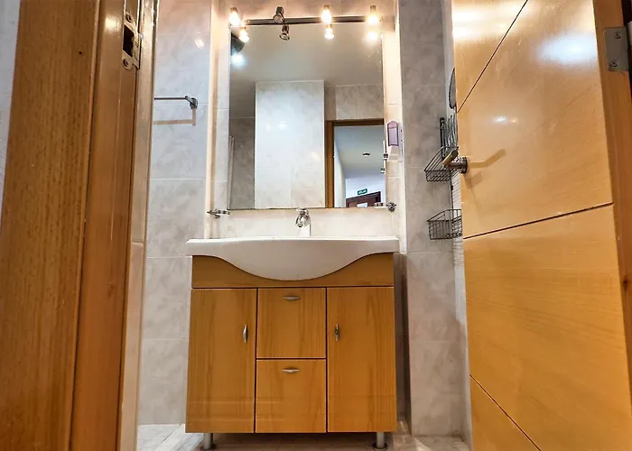 Skol 439 Spacious And Refurbished With Sea Views