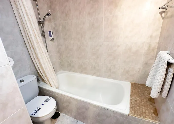 Skol 439 Spacious And Refurbished With Sea Views